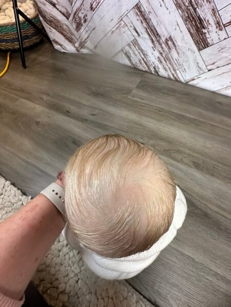 h2 BABY HAZEL